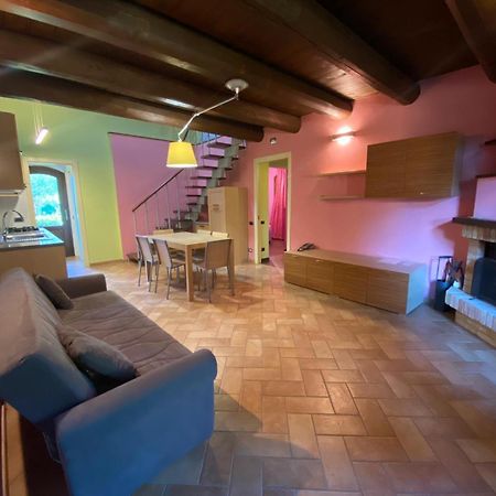 Agriturismo Il Casale Morrovalle Bagian luar foto