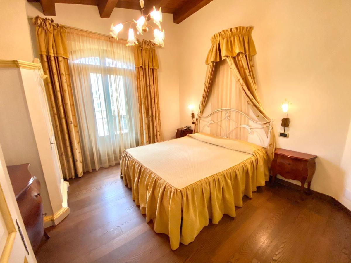 Agriturismo Il Casale Morrovalle Bagian luar foto