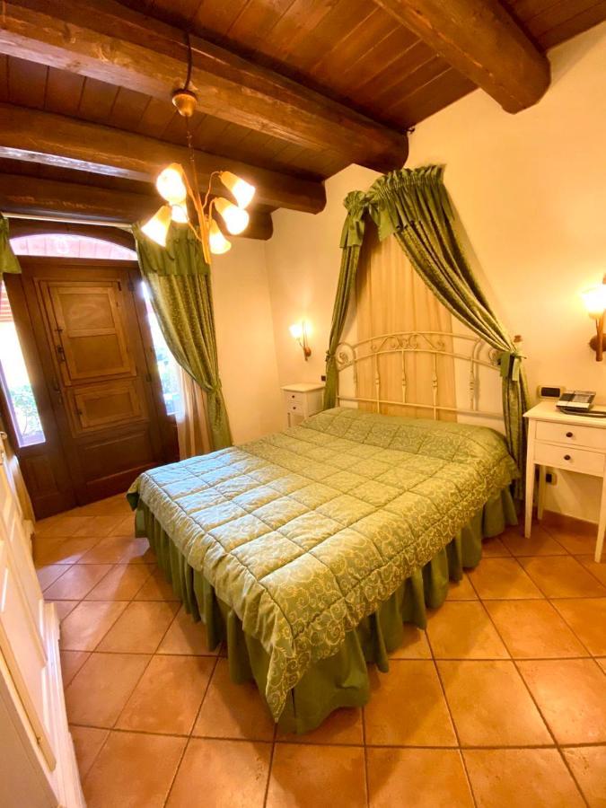 Agriturismo Il Casale Morrovalle Bagian luar foto