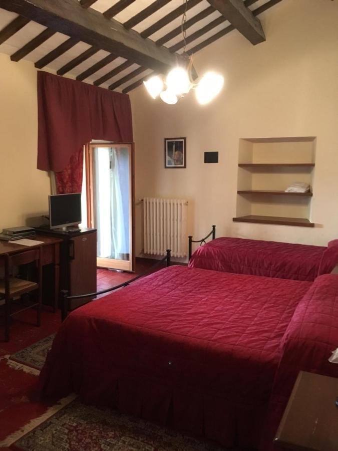 Agriturismo Il Casale Morrovalle Bagian luar foto